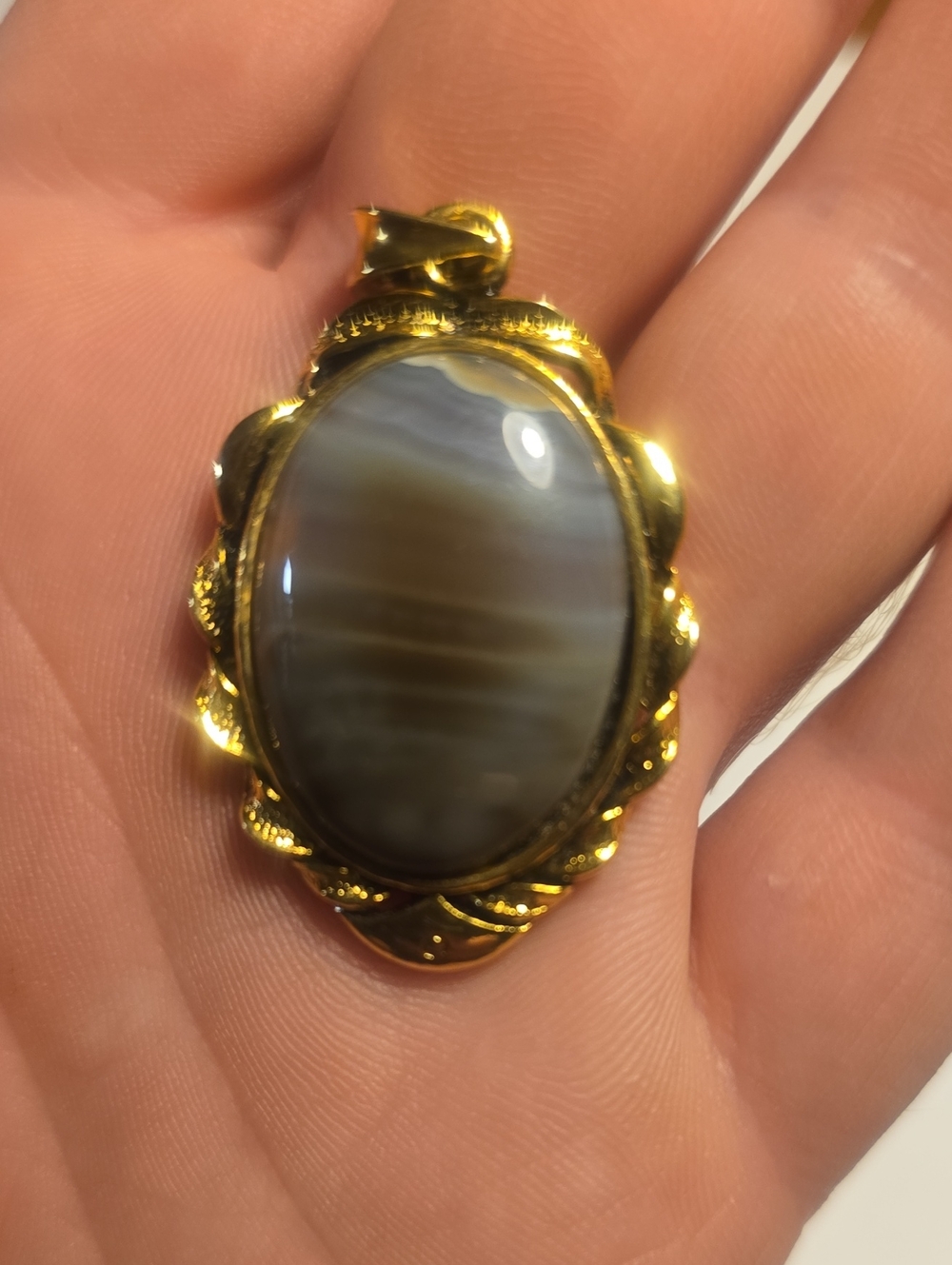 Oval Brazilian agate Cabashon Pendant with Decorative Bezel